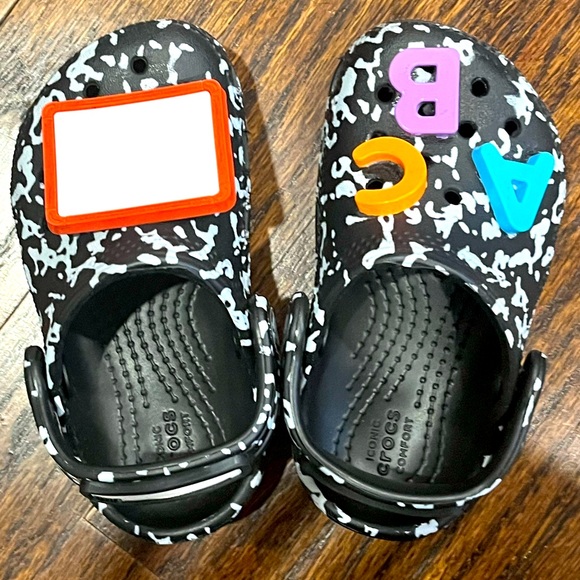 CROCS Other - CROCS™️ Back to School📓 edition